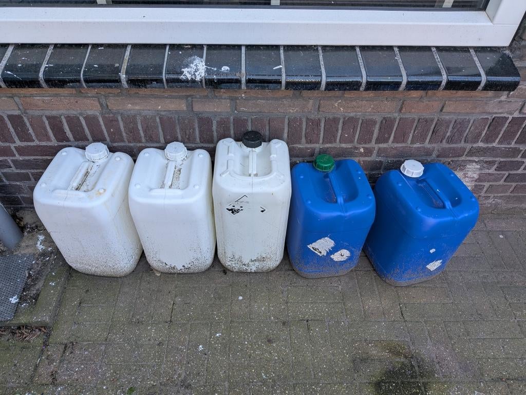Jerrycans jerrycan 25 en 20 liter, Minder dan 75 liter, Ophalen