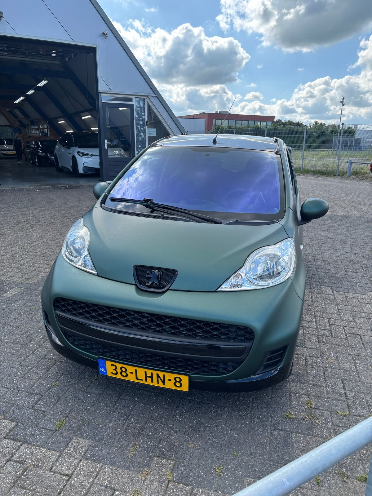 Peugeot 107 met CarPlay scherm, Auto diversen, Ophalen, Zo goed als nieuw
