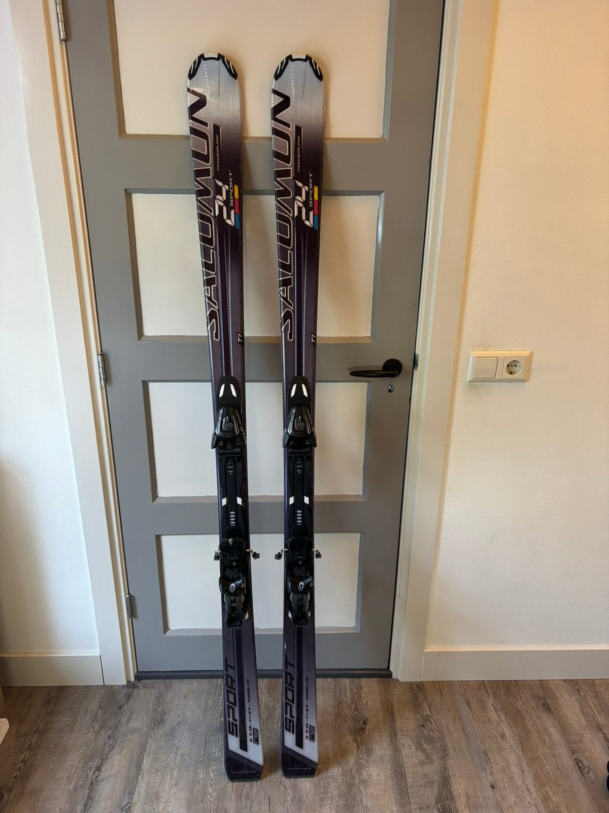 Salomon 24 Sport ski’s 172 cm + Swix skistokken, Sport en Fitness, Ophalen, 160 tot 180 cm, Gebruikt, Salomon