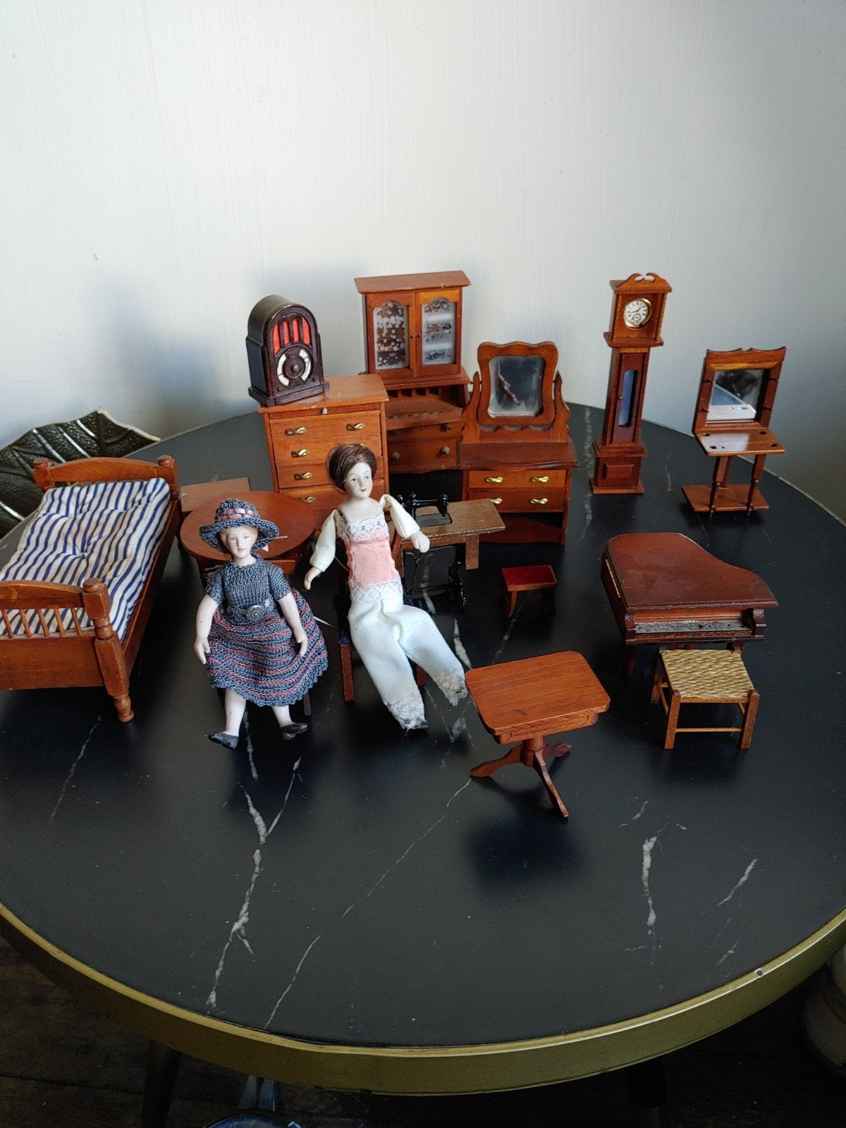 antiek poppenhuis meubels, Ophalen of Verzenden, Gebruikt, Poppenhuis