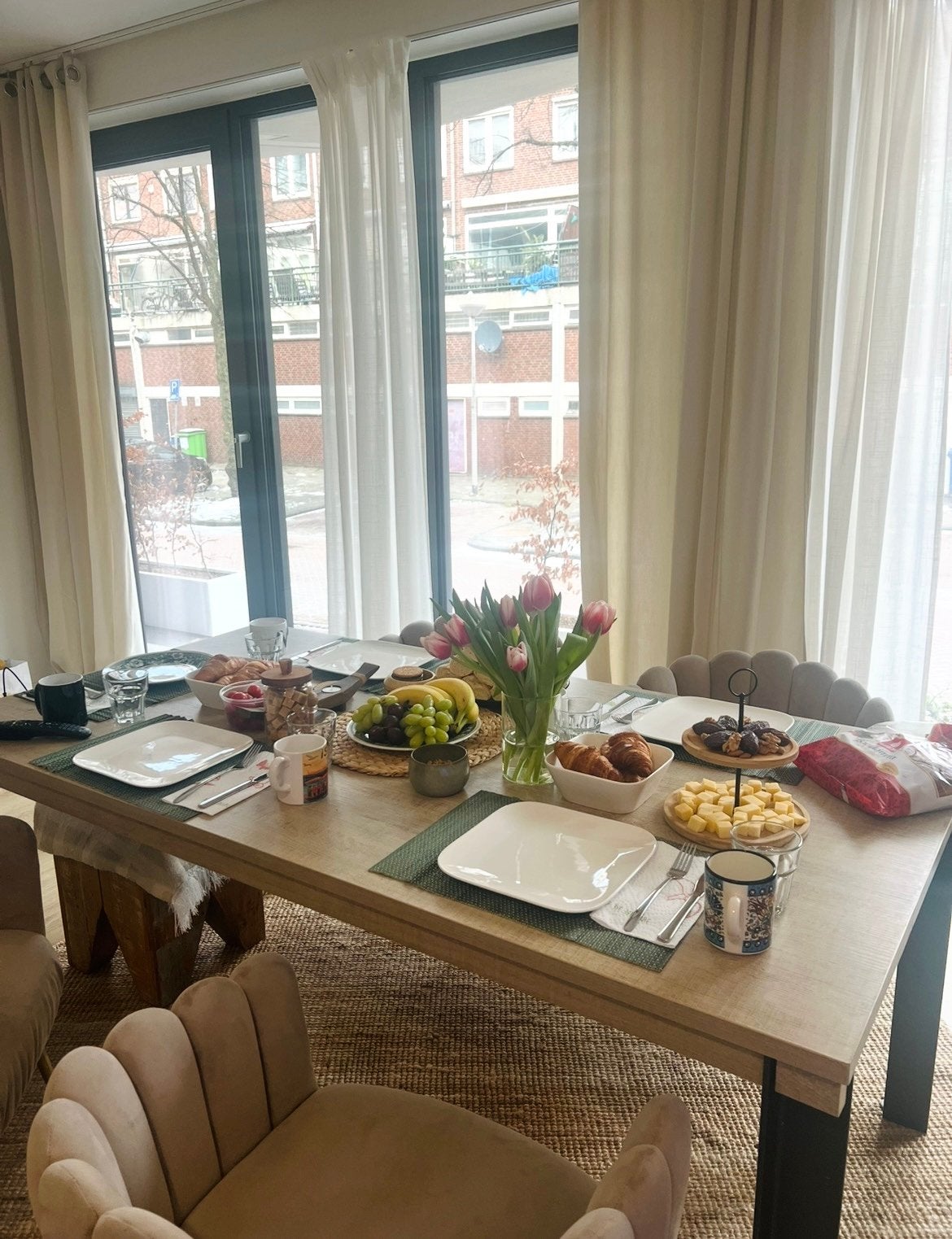 Big dinning table, 20 tot 35 m², Amsterdam