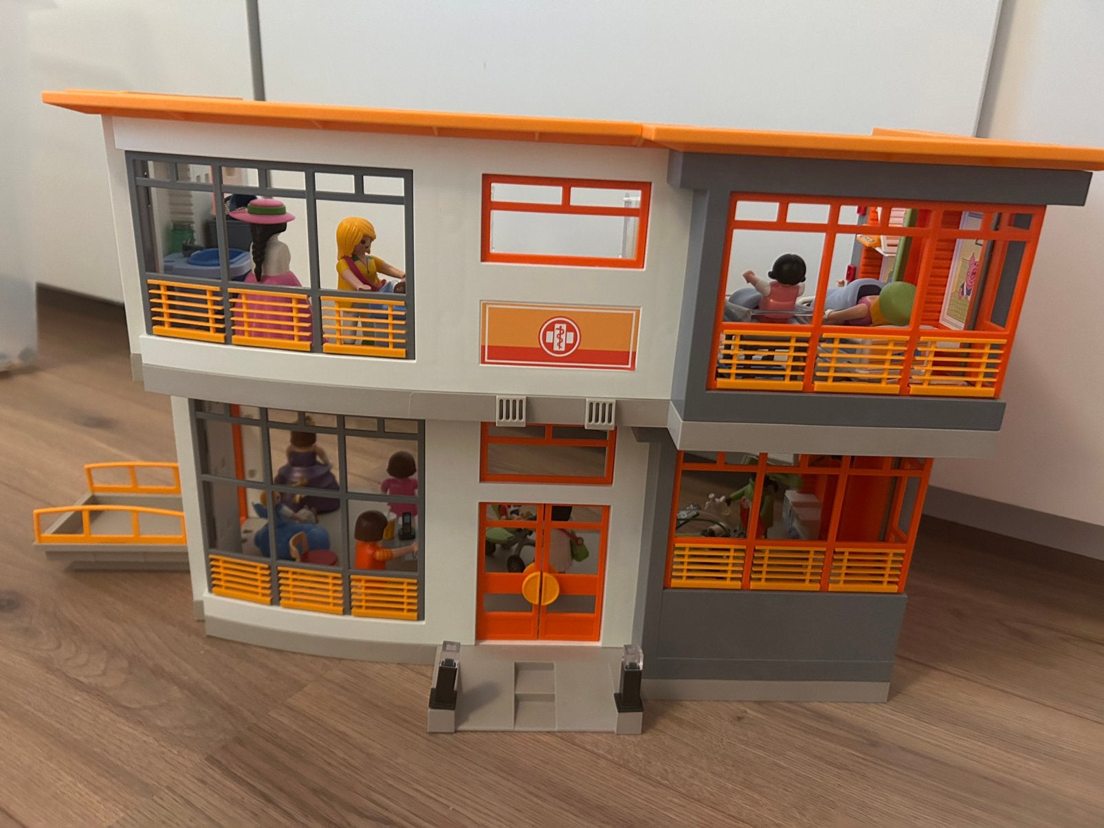 Playmobil 6657 - City Life Kinderziekenhuis, Gebruikt, Gebouw, Complete set, Ophalen of Verzenden