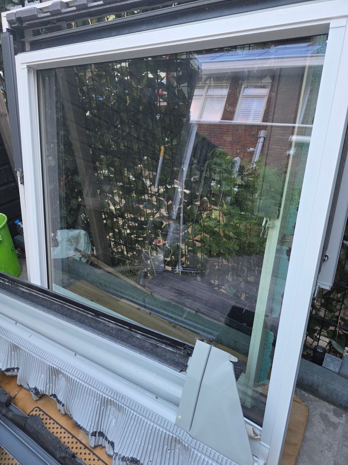 Velux dakraam UK‑08 – 1340  1400 mm – Houten tuimeldakraam, Gevelraam of Ruit, Gebruikt, 120 tot 160 cm, Ophalen of Verzenden