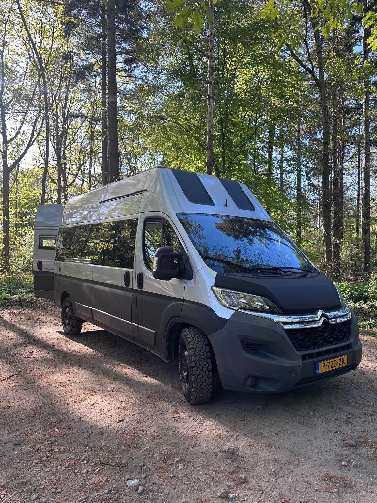 Off-Grid | H3L3 | slechts 71K km | APK 4-2027 | Douche, Overige merken, Buscamper of Camperbus, Koelkast, Dakluik