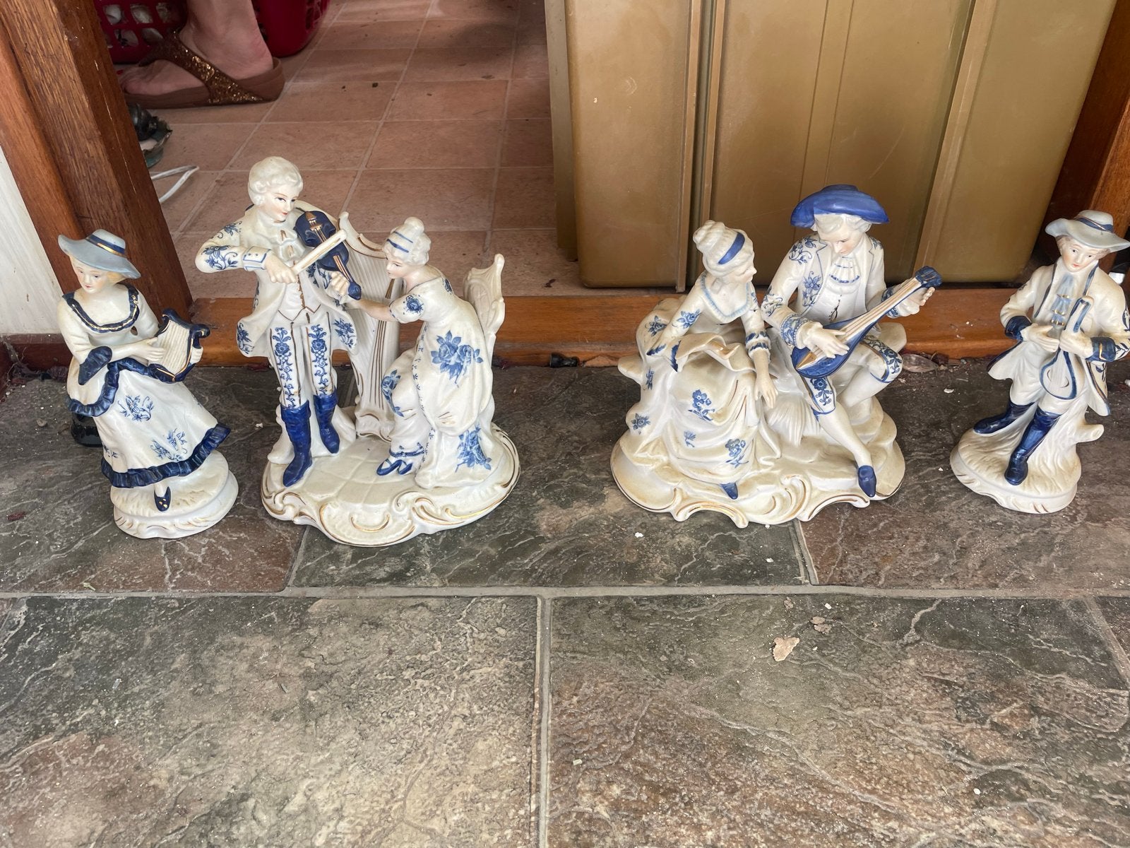 Diverse collectie Delfts Blauw en andere keramiek, Ophalen