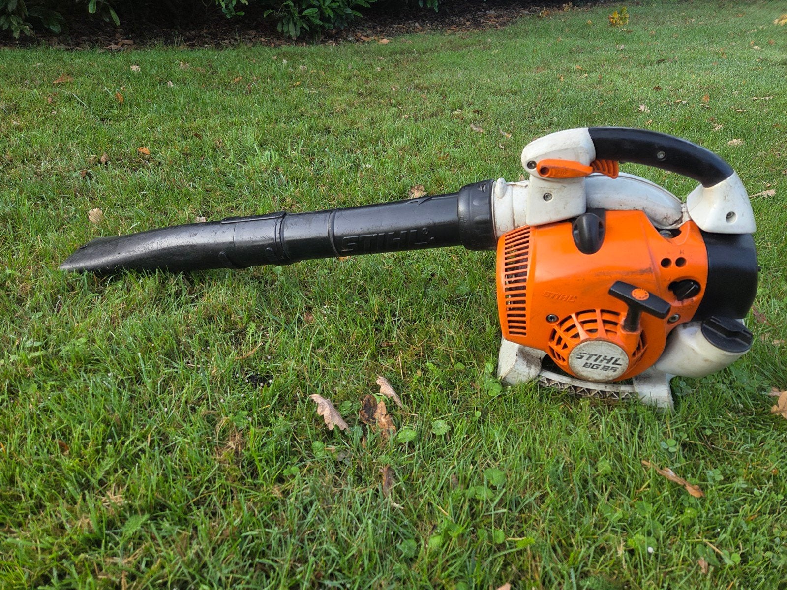Stihl BG 86 C Bladblazer benzine, Tuin en Terras, Benzine, Gebruikt, Stihl husqvarna, Handgedragen