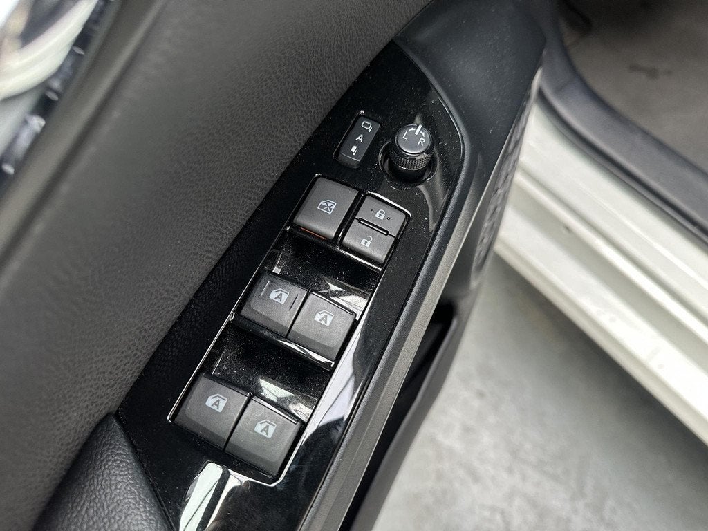 Toyota Prius 1.8 Executive, Auto's, Toyota, 28 km/l, Euro 6, Leder, Bedrijf