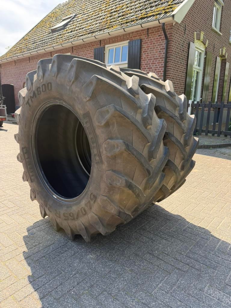 Pirelli TM800 540/65R28, Ophalen