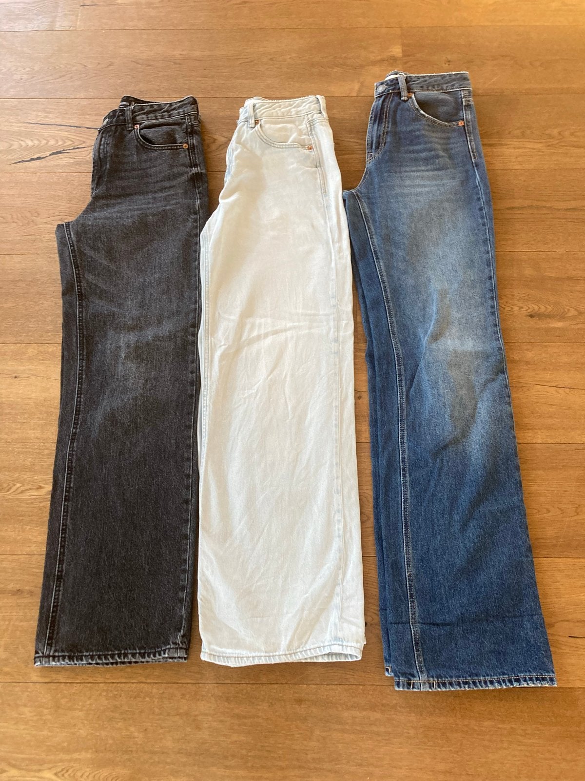 Stradivarius Jeans Maat 36 - Drie Kleuren, Ophalen of Verzenden, Zo goed als nieuw, Blauw, W28 - W29 (confectie 36)
