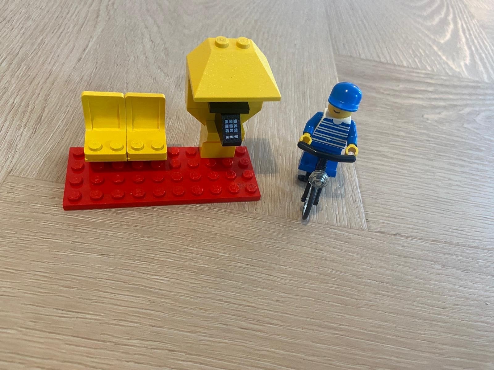 Lego Legoland 6613 Postbode met fiets en telefooncel, Gebruikt, Lego, Ophalen of Verzenden, Compleet