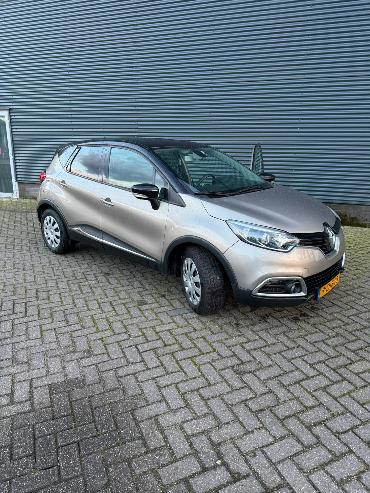 Renault Captur 1.2 2015 AUTOMAAT, 625 kg, 4 cilinders, Bruin, Origineel Nederlands