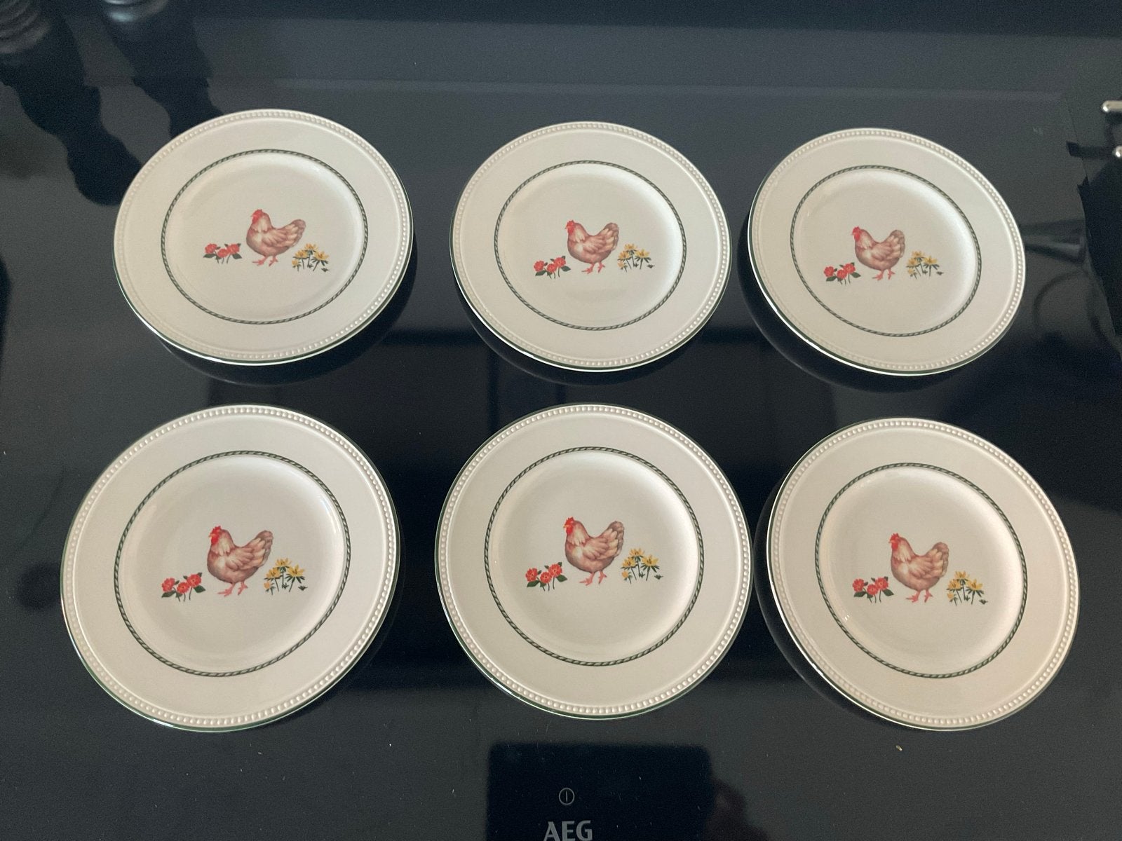 Wedgwood Windsor Springtime kleine bordjes 6 stuks), Ophalen, Landelijk/Boerenbont, Zo goed als nieuw, Bord(en)