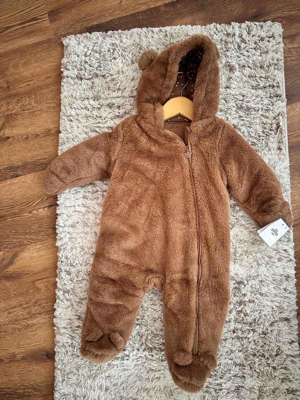 Nieuwe winterse beren onesie / berenpak 6-9 maanden – bruin, Kinderen en Baby's, Ophalen of Verzenden, Nieuw, Jongen of Meisje