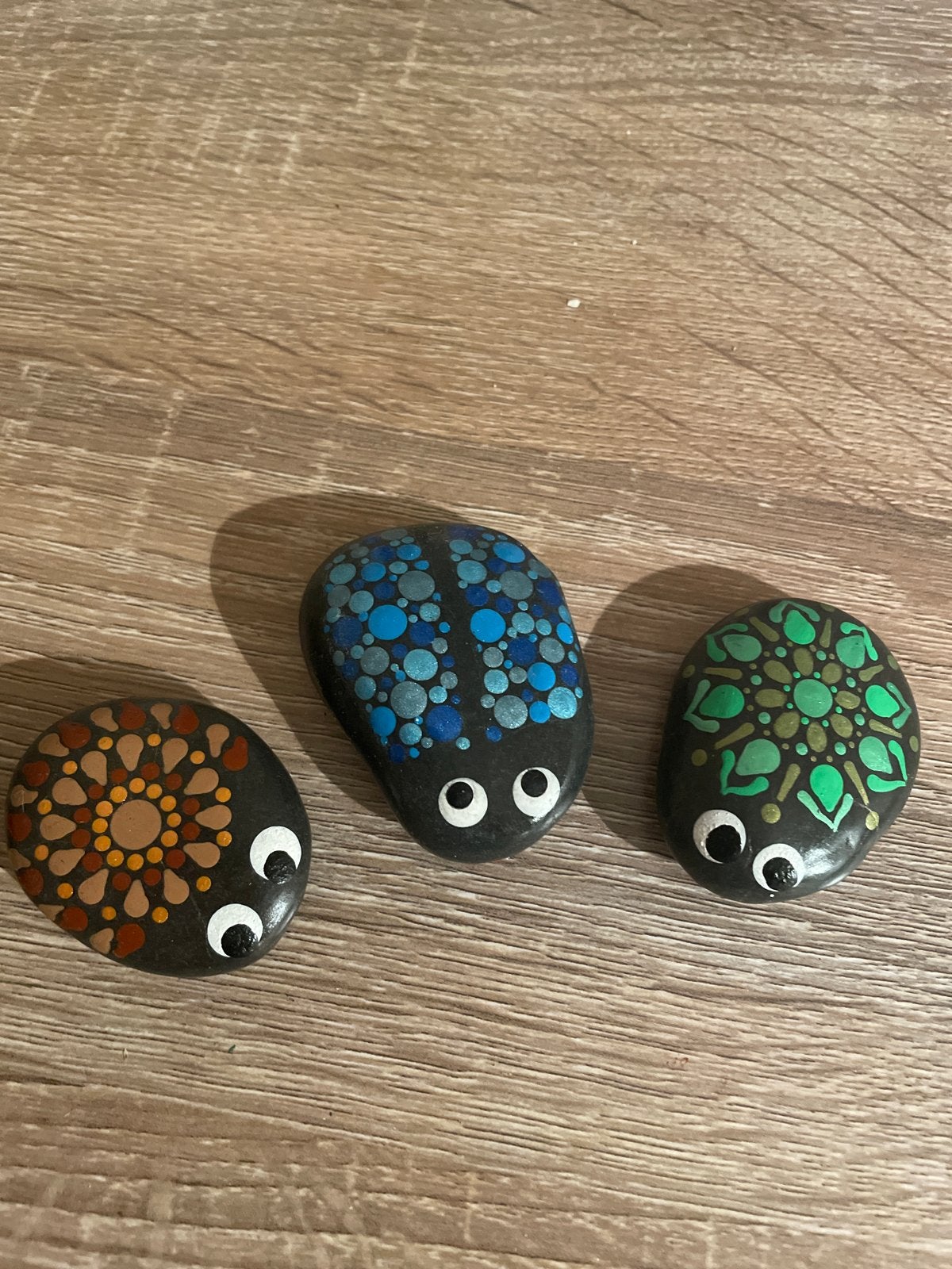 Handgeschilderde decoratieve stenen - set van 3, Nieuw, Meerkleurig, Ophalen of Verzenden, Knutselwerk