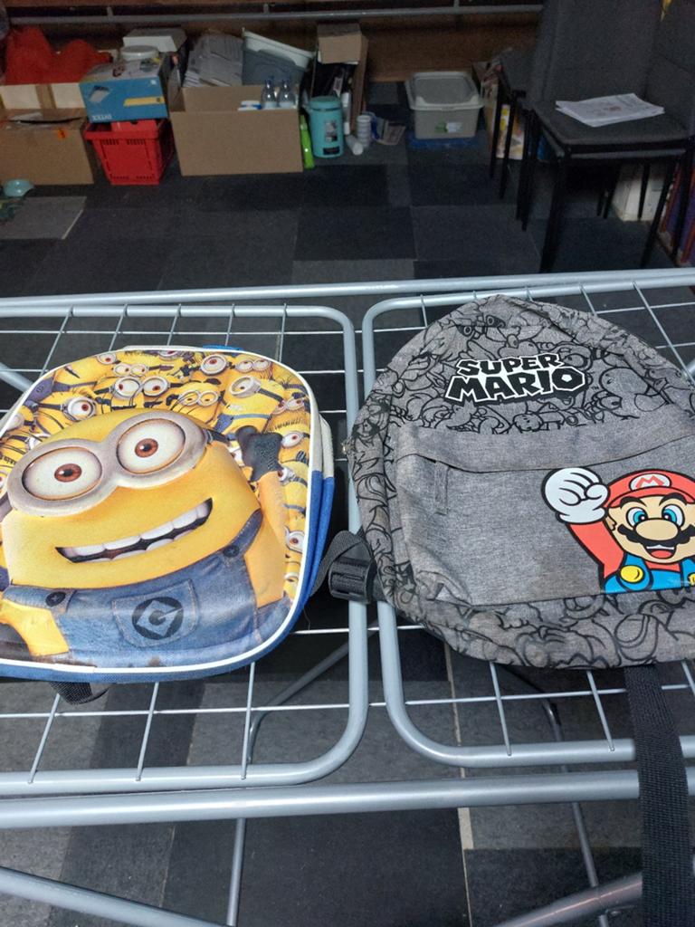 Mario en Minions Tassen - Leuke Rugzakken voor Kinderen, Sieraden, Tassen en Uiterlijk, Tassen | Rugtassen, Gebruikt, Disney of Dora