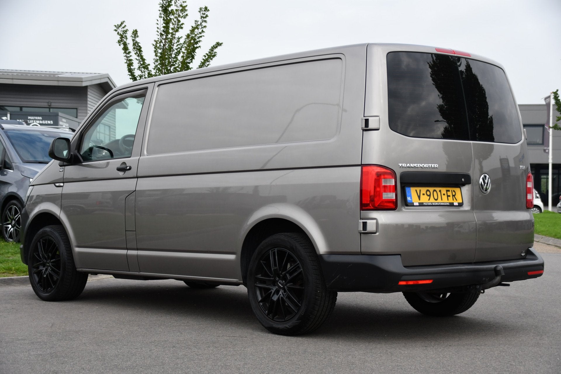 Volkswagen Transporter 2.0 TDI L1H1 PB Edition Camera, Airco, Voorwielaandrijving, Euro 6, 4 cilinders, Volkswagen