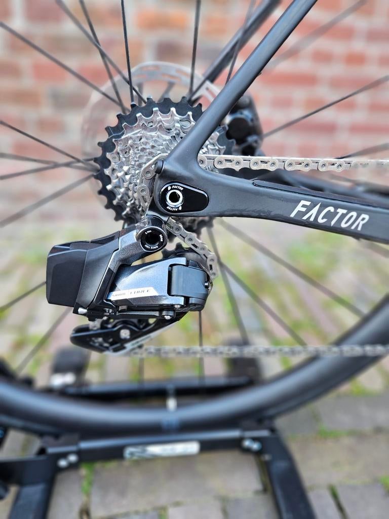 Sale! Factor O2 Sram Force AXS carbon I inruil mogelijk, Fietsen en Brommers, Fietsen | Racefietsen, Overige merken, 28 inch, Carbon