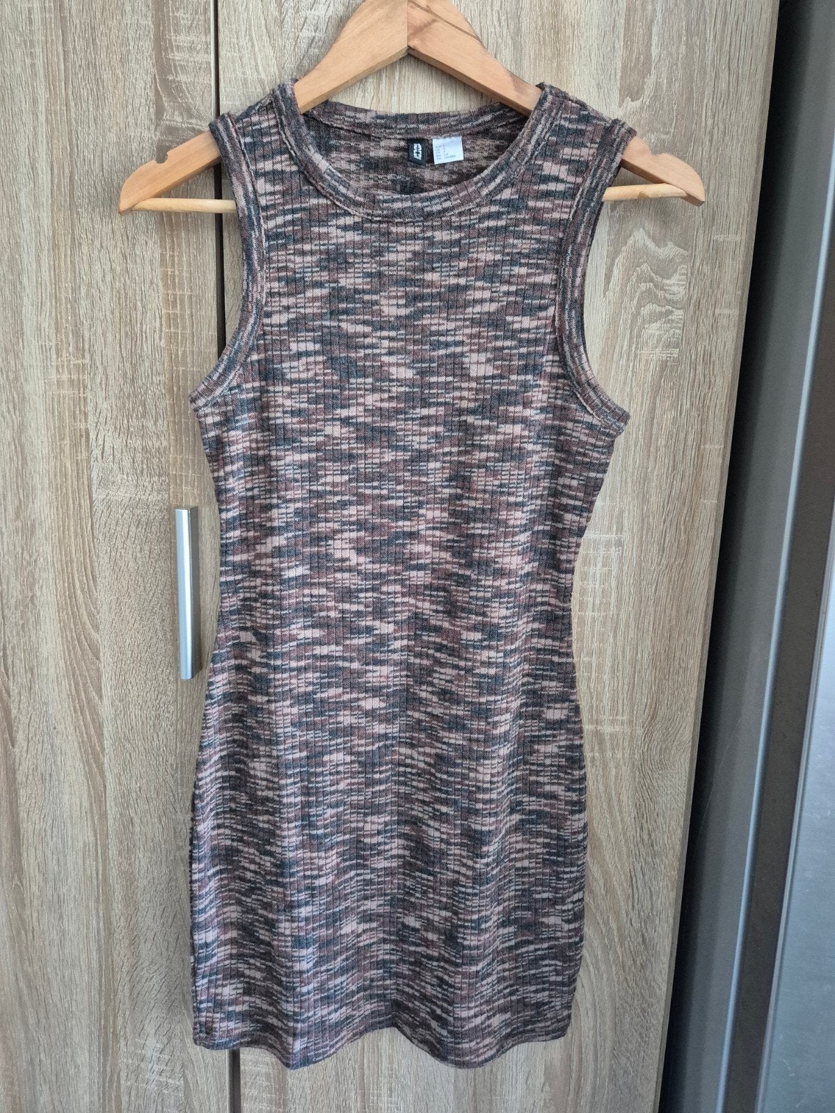 H&M Divided Ribgebreide Jurk - Maat S, Bruin, H&M Divided, Ophalen of Verzenden, Zo goed als nieuw