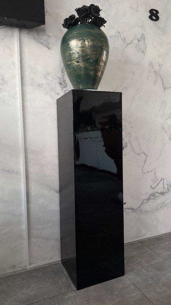 Zwarte Hoogglans  Zuil met Grote Groene Vaas en Kunstbloemen, Ophalen, Zwart, 100 cm, Glas
