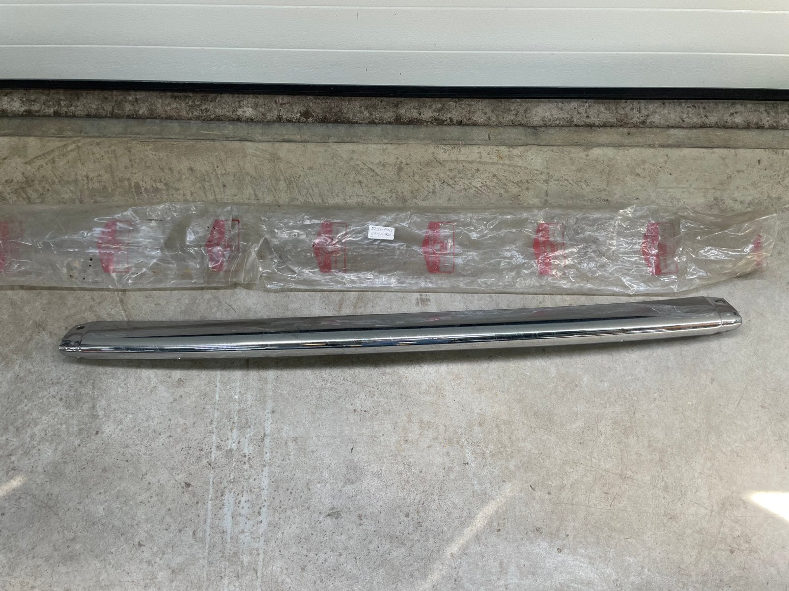 Toyota corolla ke16 achterbumper nieuw 52151-19045, Ophalen of Verzenden