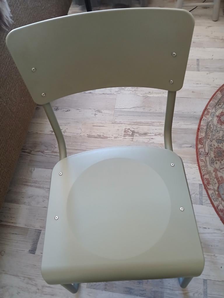 Eetkamer stoelen van Trendhopper, Huis en Inrichting, Stoelen, Ophalen, Kunststof, Overige kleuren, Zo goed als nieuw