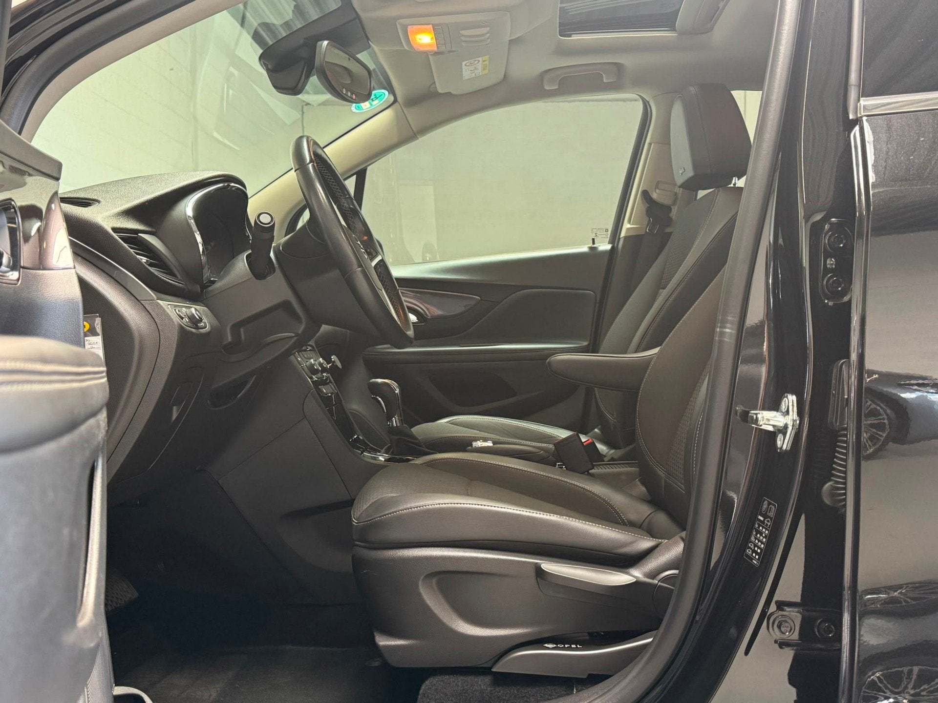 Opel Mokka X 1.4 Turbo Innovation - SCHUIFDAK - AUTOMAAK - S, Auto's, Gebruikt, Leder en Stof, Zwart, 1364 cc