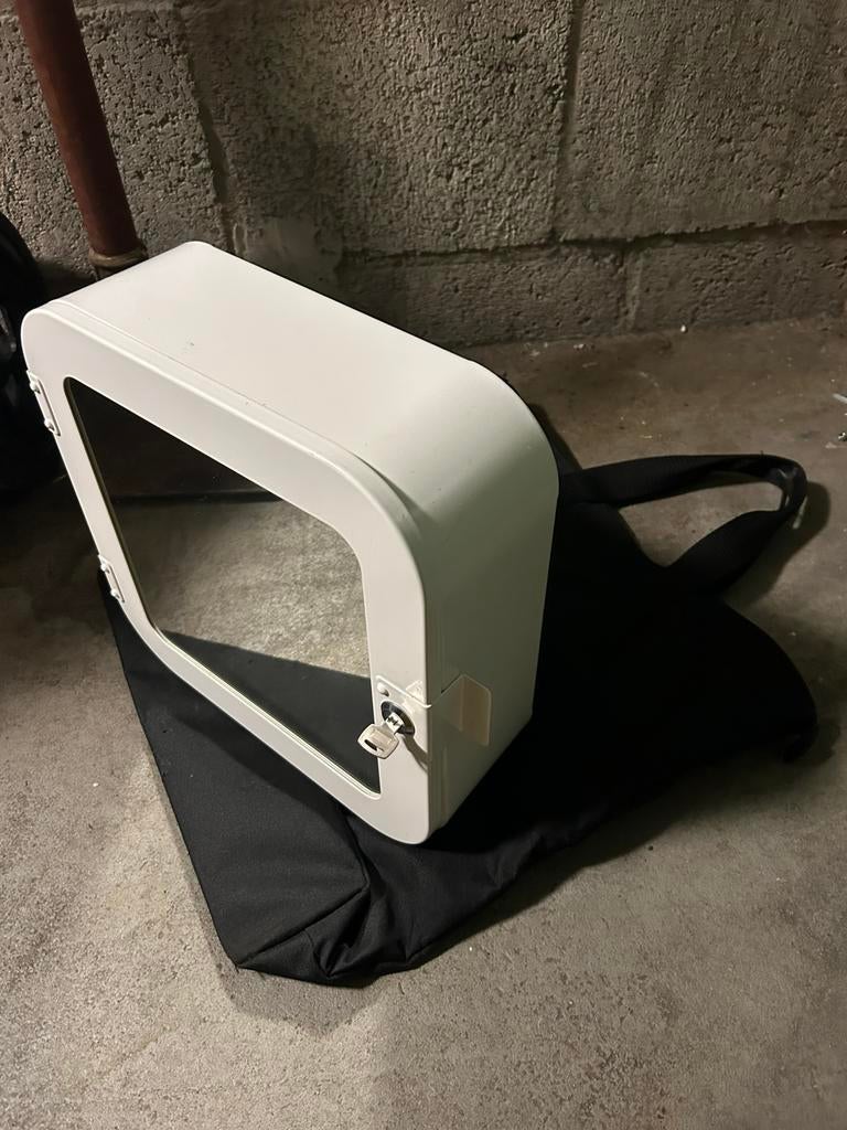 Wiite ikea medicijnen kast met slot, Ophalen of Verzenden, Zo goed als nieuw