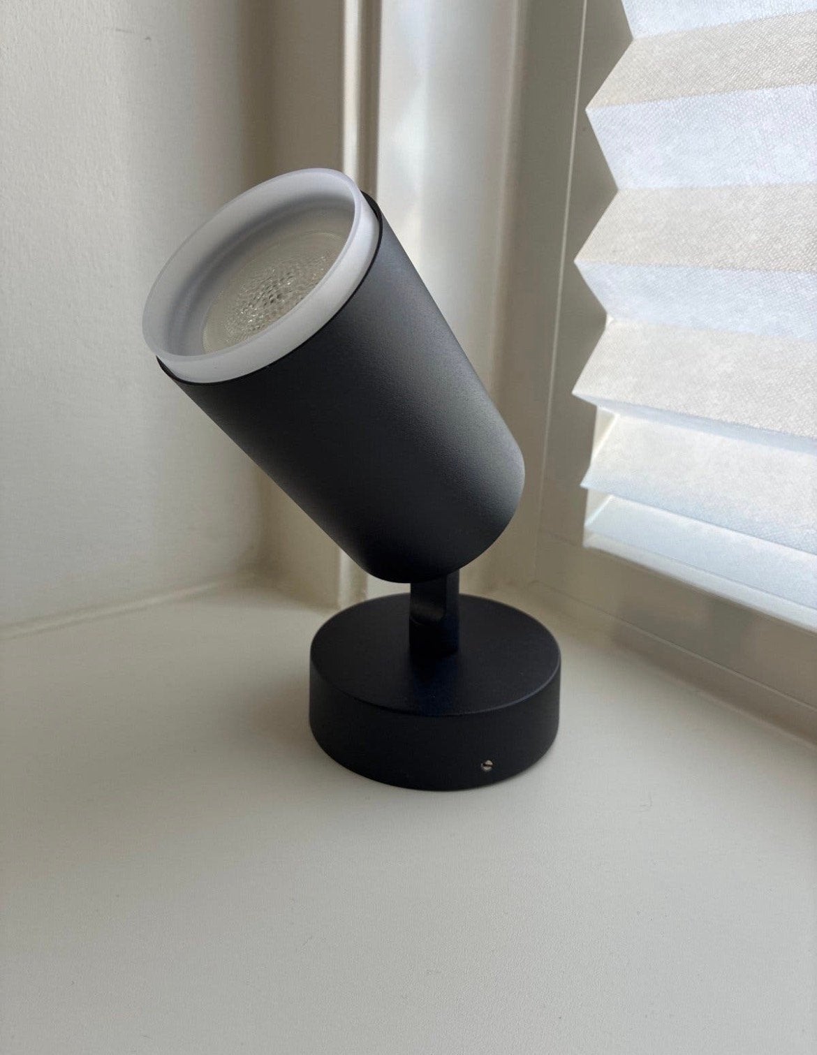 Philips Hue Opbouwspot Zwart - Smart Verlichting, Huis en Inrichting, Ophalen, Zwart, Dimbaar, Plafondspot
