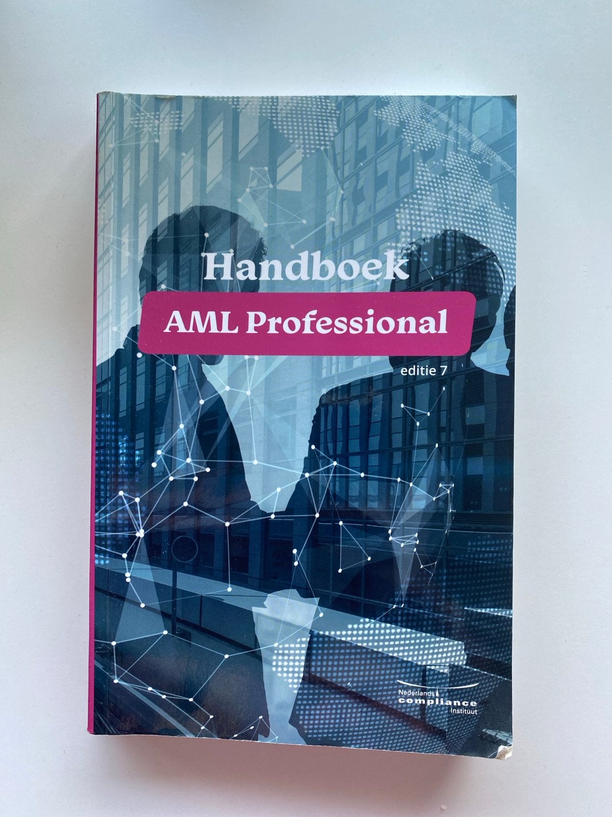 Handboek AML Professional editie 7, Boeken, Ophalen of Verzenden, Gamma, Gelezen, HBO