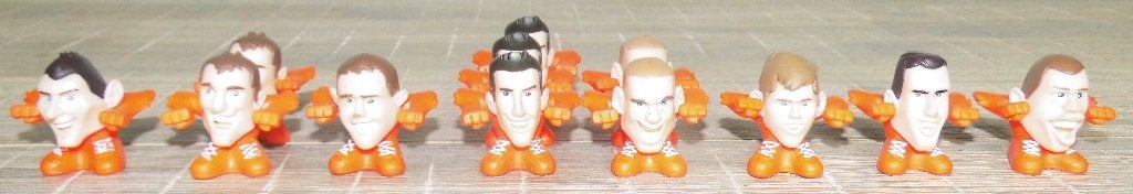 Vreemde voetbalpoppetjes Nederlands Elftal, Verzamelen, Verzenden, Zo goed als nieuw, Overige binnenlandse clubs, Beeldje of Poppetje