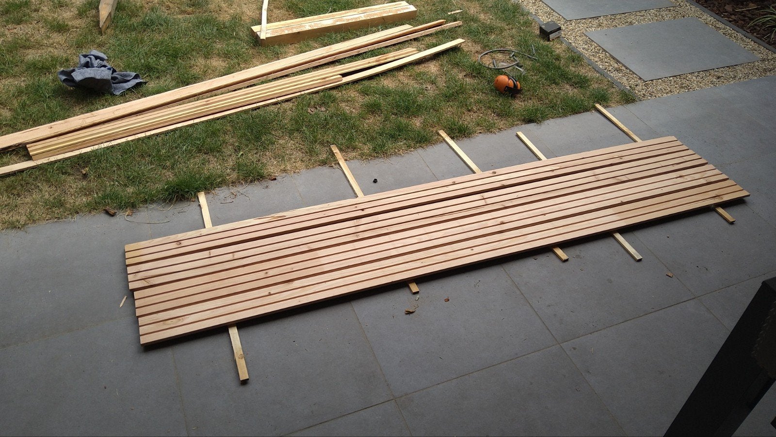 Restpartij houten gevelbekleding, Doe-het-zelf en Verbouw, Platen en Panelen, Nieuw, Hout, 20 tot 50 mm, Ophalen