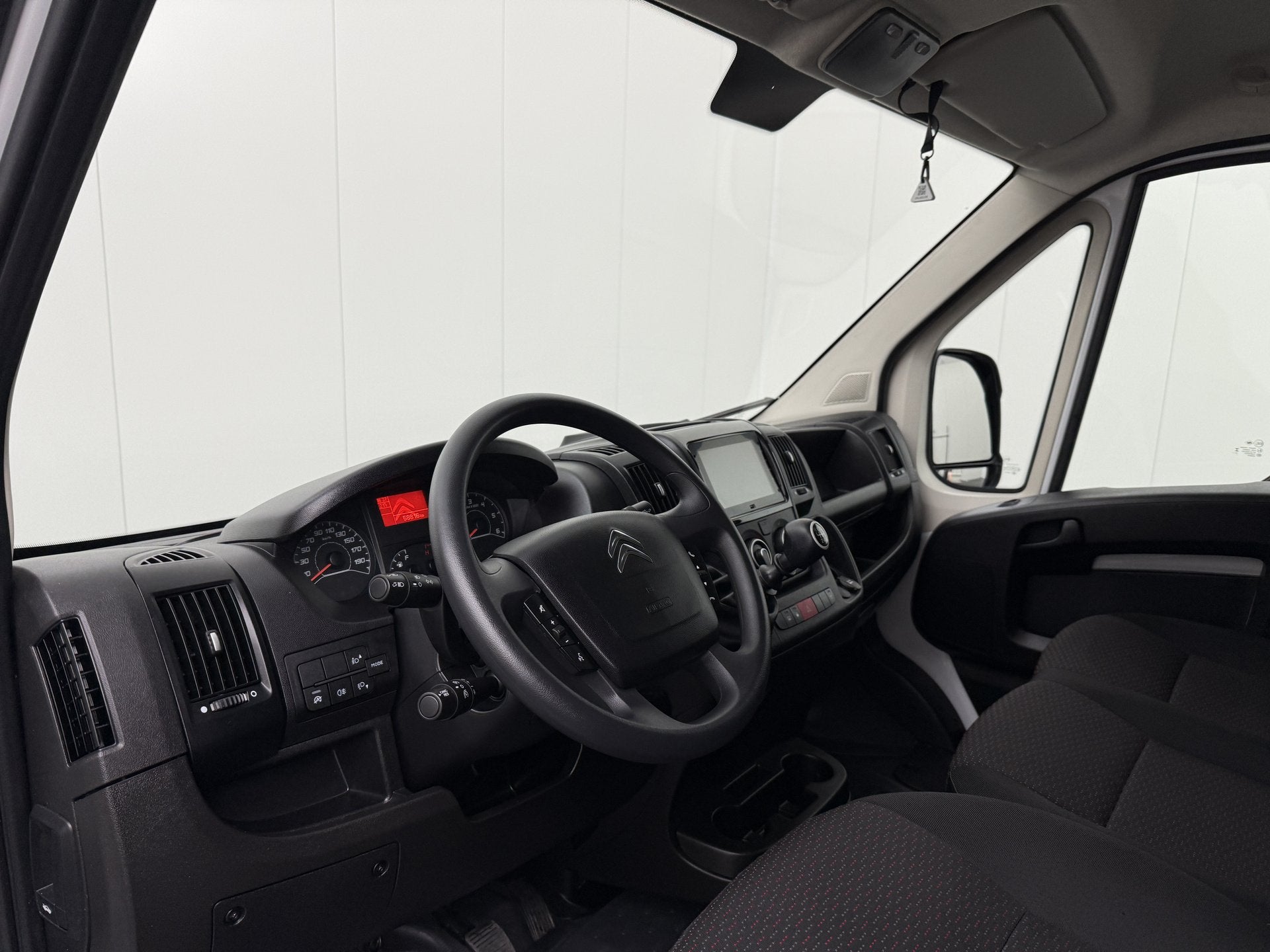 Citroën Jumper 140PK L4H2 Maxi | Multimedia | Airco | Cruis, Stof, Gebruikt, Citroën, Wit