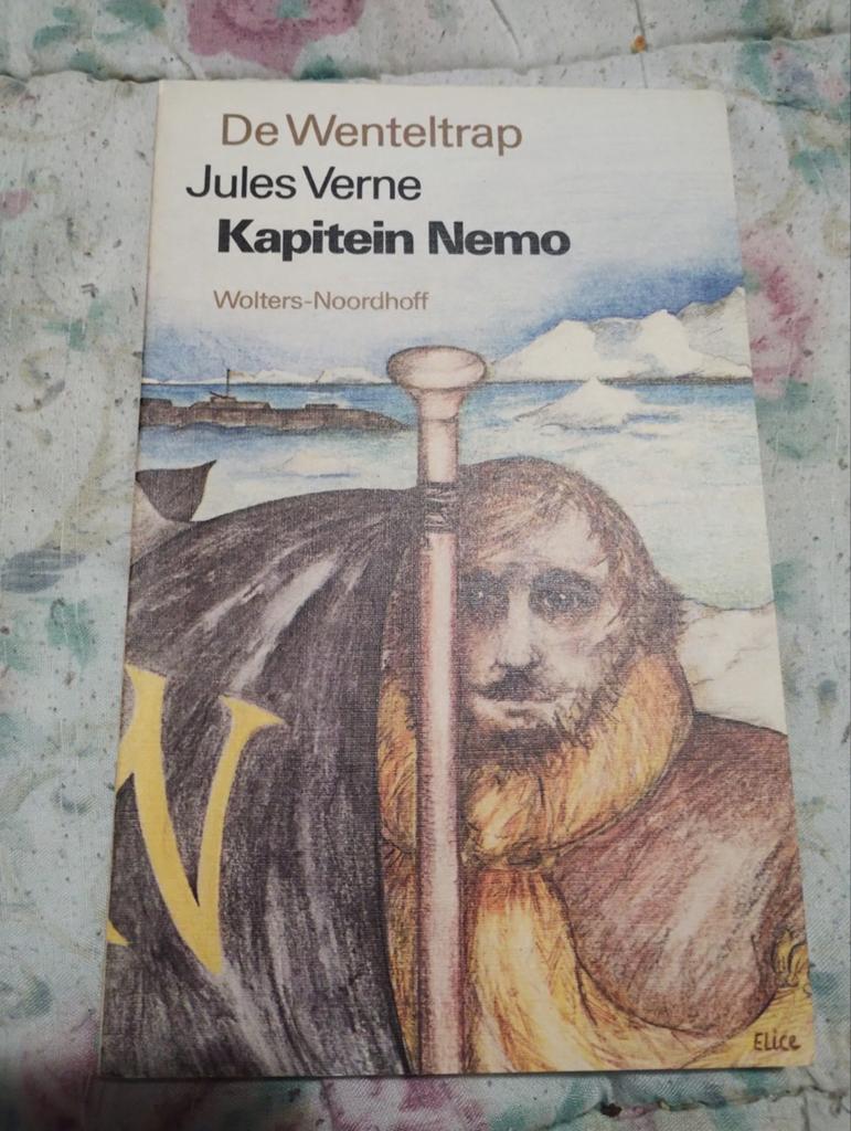 Kapitein Nemo - Jules Verne - De Wenteltrap, Ophalen of Verzenden, Gelezen, Jules Verne, Fictie