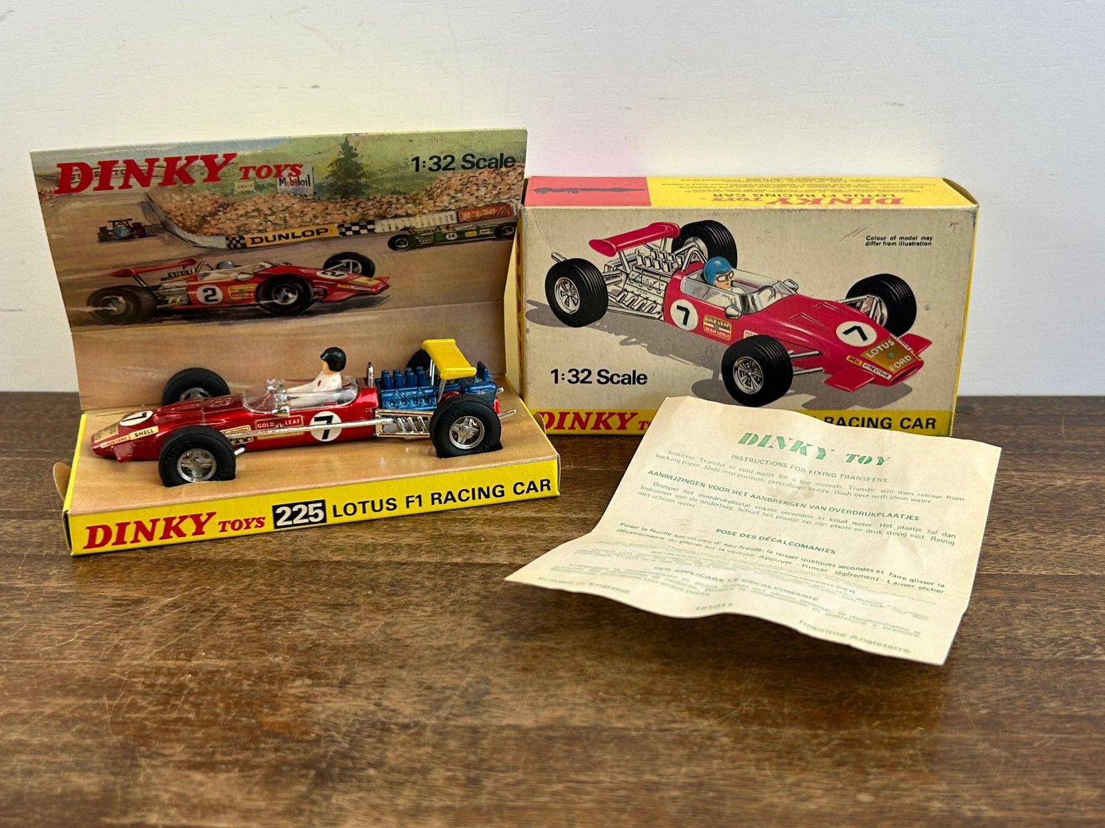 Dinky Toys 225 Lotus F1 Racing Car, Ophalen of Verzenden, Zo goed als nieuw, Auto, Dinky Toys