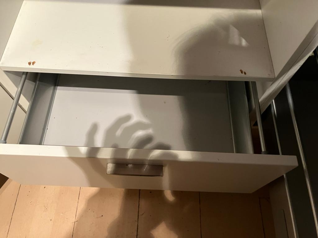 Bijna Gratis Compacte keuken met koelkast en gasfornuis, Huis en Inrichting, Keuken | Complete keukens, Ophalen, Gebruikt, Wit
