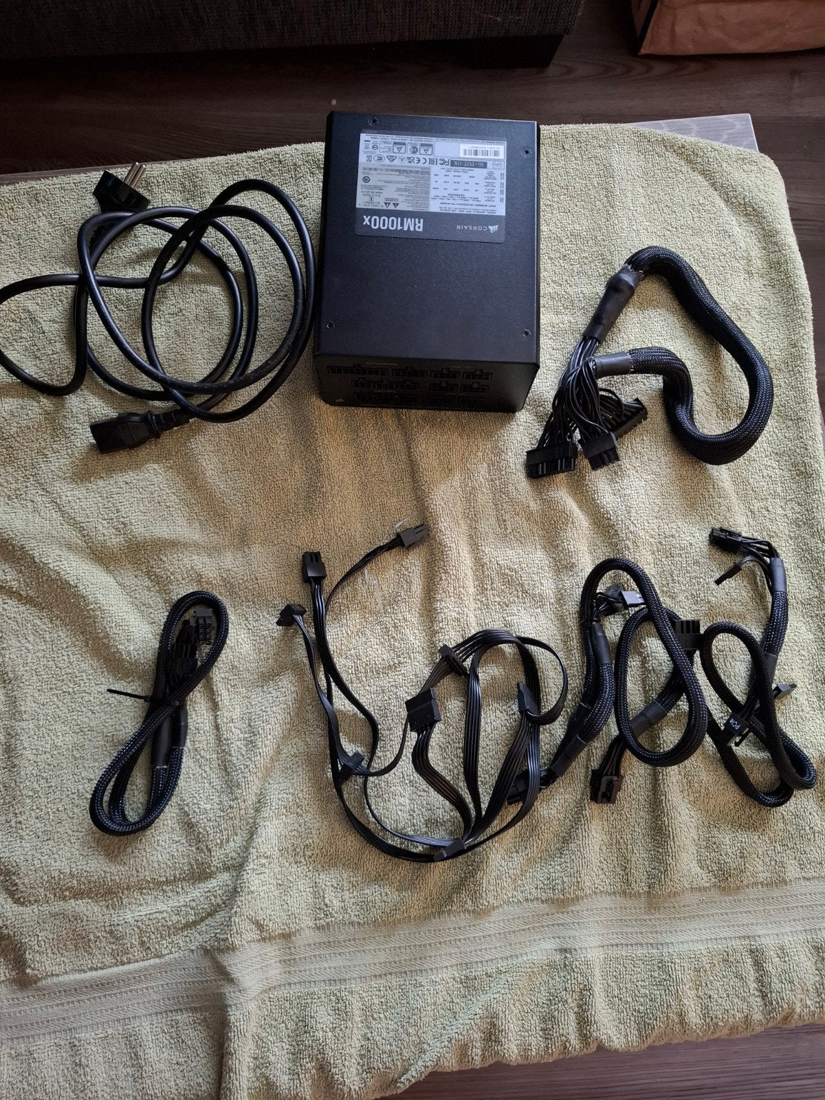 Corsair RM1000x Voeding - 1000W Modulair PSU, Computers en Software, Interne voedingen, Ophalen of Verzenden, Zo goed als nieuw