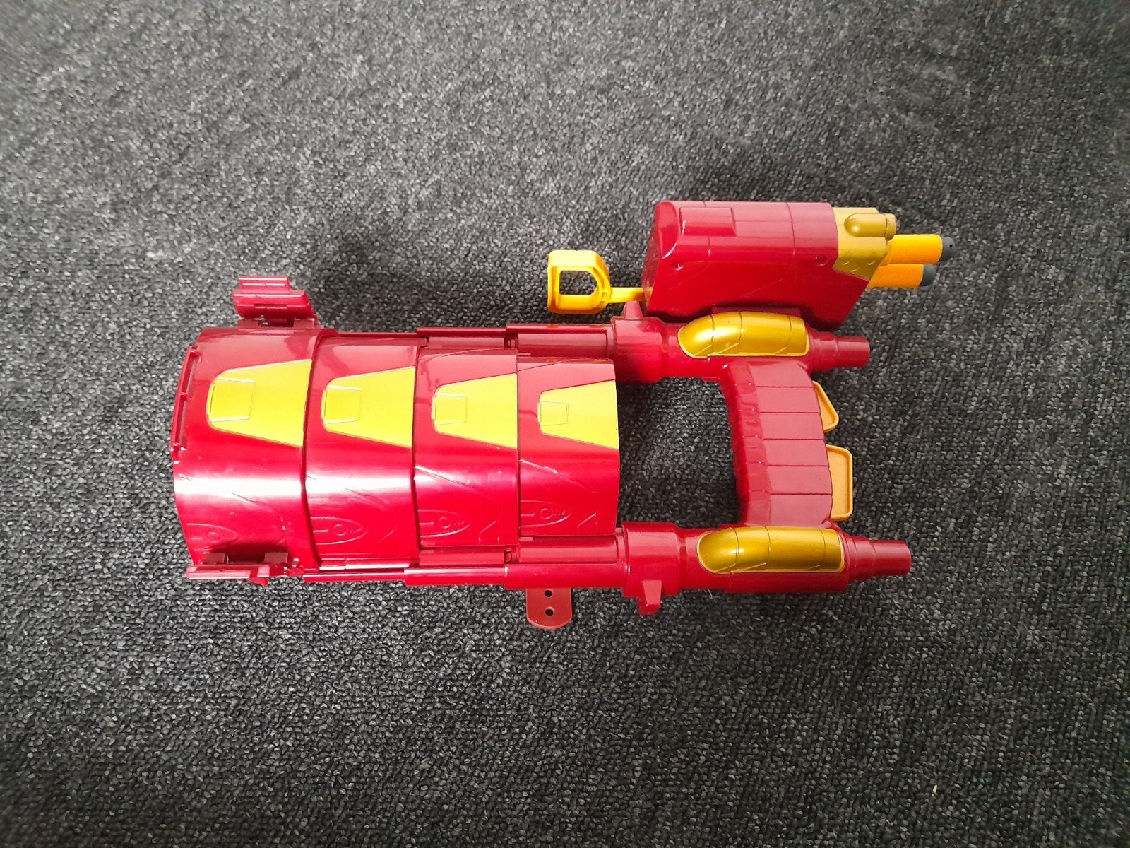Nerf, Marvel Avengers Iron Man Slide Blast Armor, Ophalen of Verzenden, Gebruikt