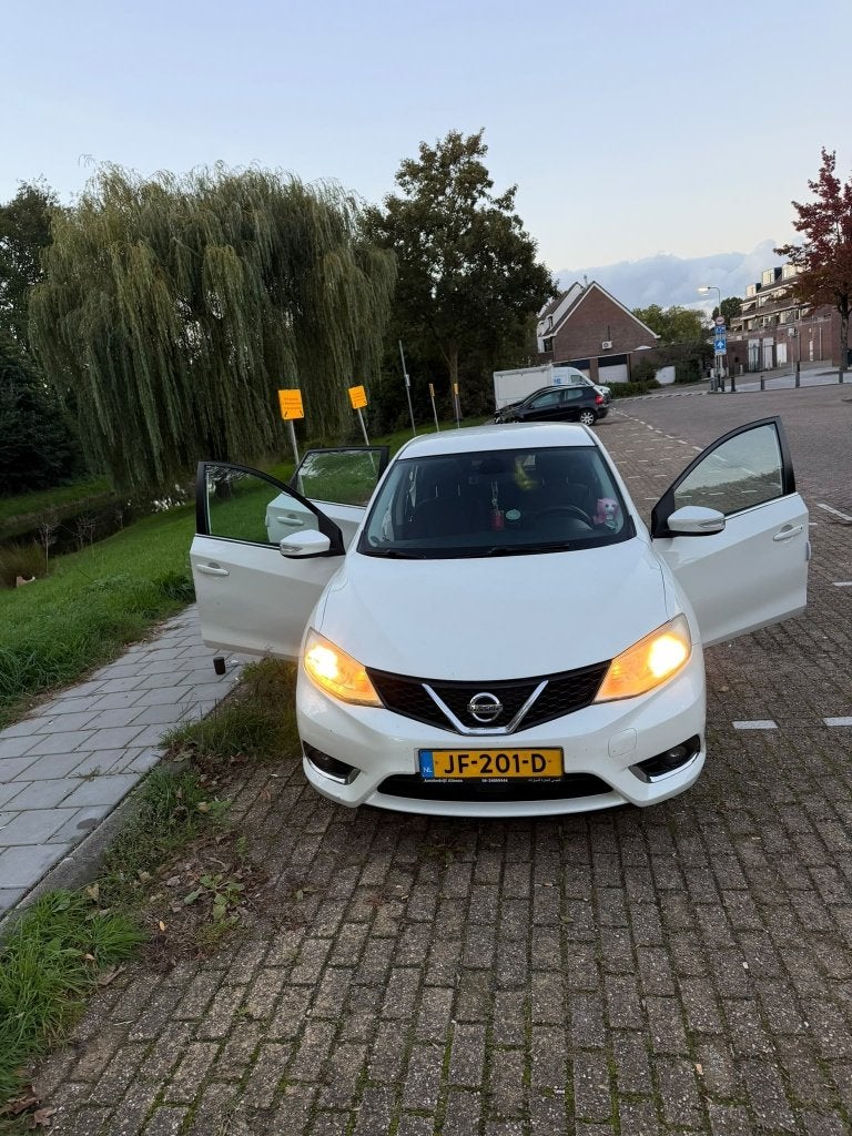 Nissan Pulsar 1.2 Dig-t 85KW Xtronic 2016 Wit, Auto's, 4 cilinders, Wit, Origineel Nederlands, 1180 kg