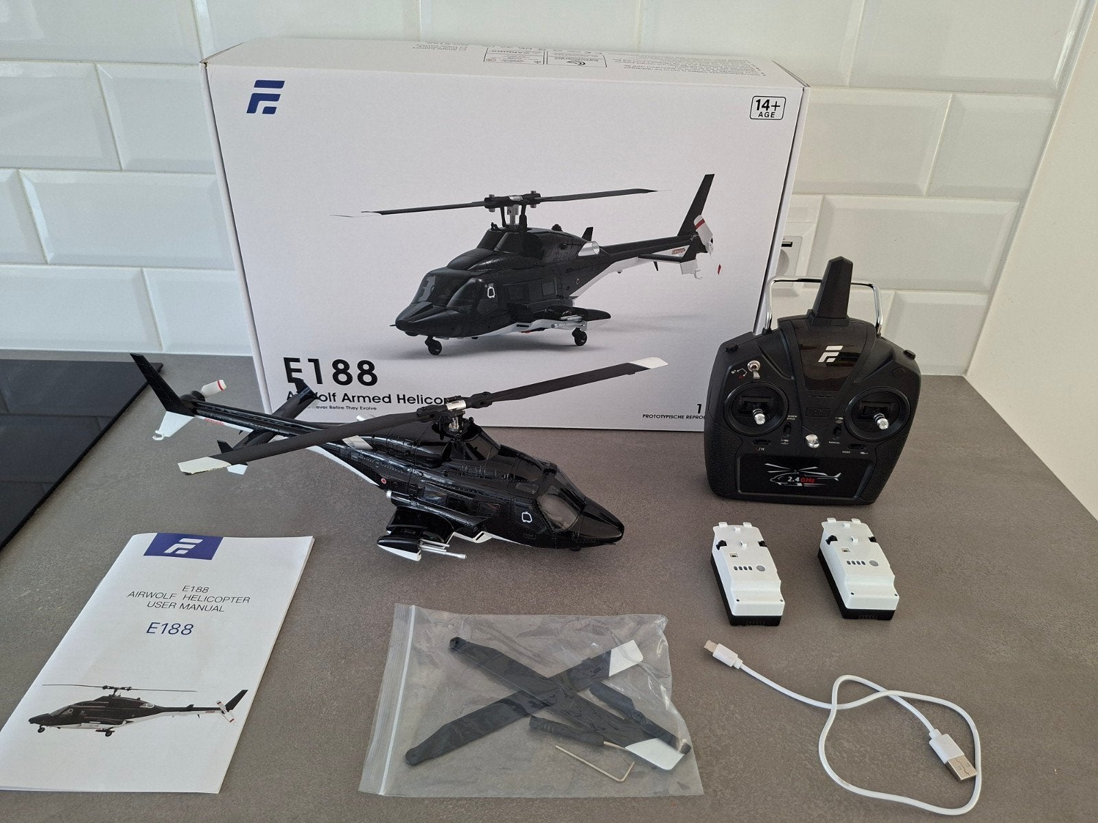 Helikopter Eachine E188 AirWolf 2.4G 6CH 6G Optische heli, Hobby en Vrije tijd, Modelbouw | Vliegtuigen en Helikopters, Ophalen of Verzenden