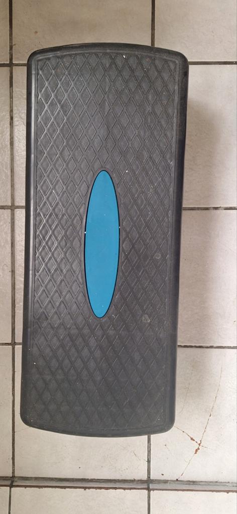 Aerobic Stepbank - Active Touch, Sport en Fitness, Fitnessmaterialen, Ophalen of Verzenden, Zo goed als nieuw, Buik, Fitnessbank