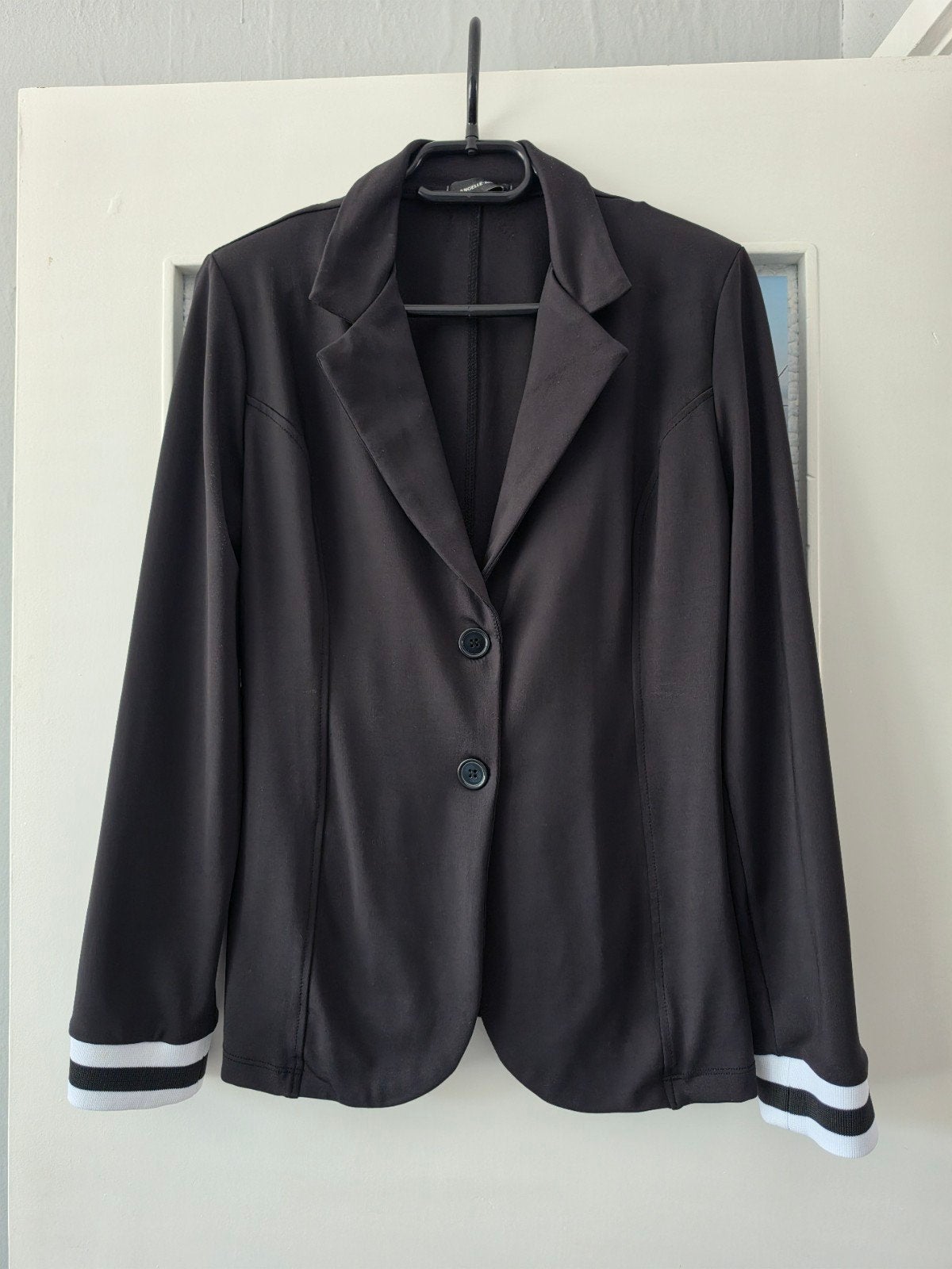 Angelle Milan strech blazer, Kleding | Dames, Jasjes, Kostuums en Pakken, Ophalen, Angelle Milan, Zwart, Maat 42/44 (L)