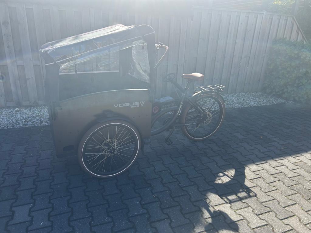 Electrische bakfiets voque journey, Fietsen en Brommers, Ophalen, Zo goed als nieuw, 4 kinderen of meer, Huif