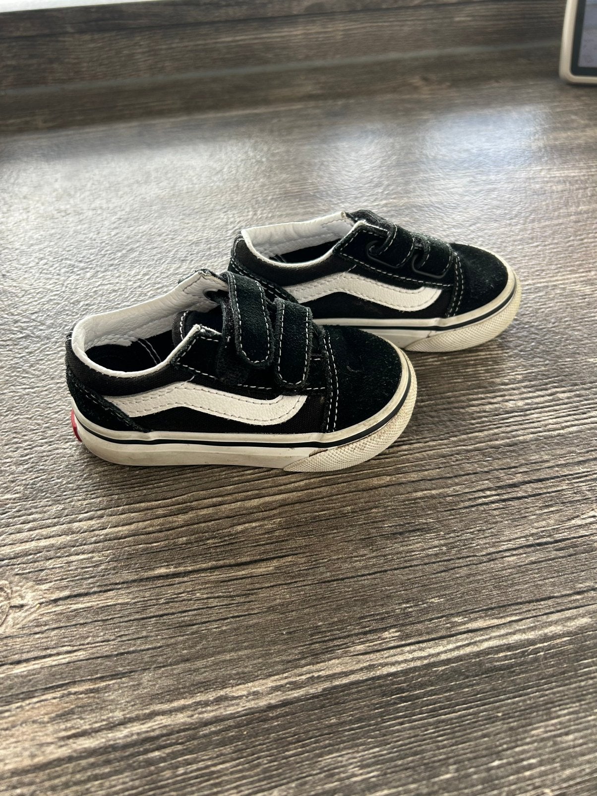 Vans kinder sneakers schoenen maat 21 met klittenband, Schoentjes, Jongetje of Meisje, Ophalen of Verzenden, Zo goed als nieuw