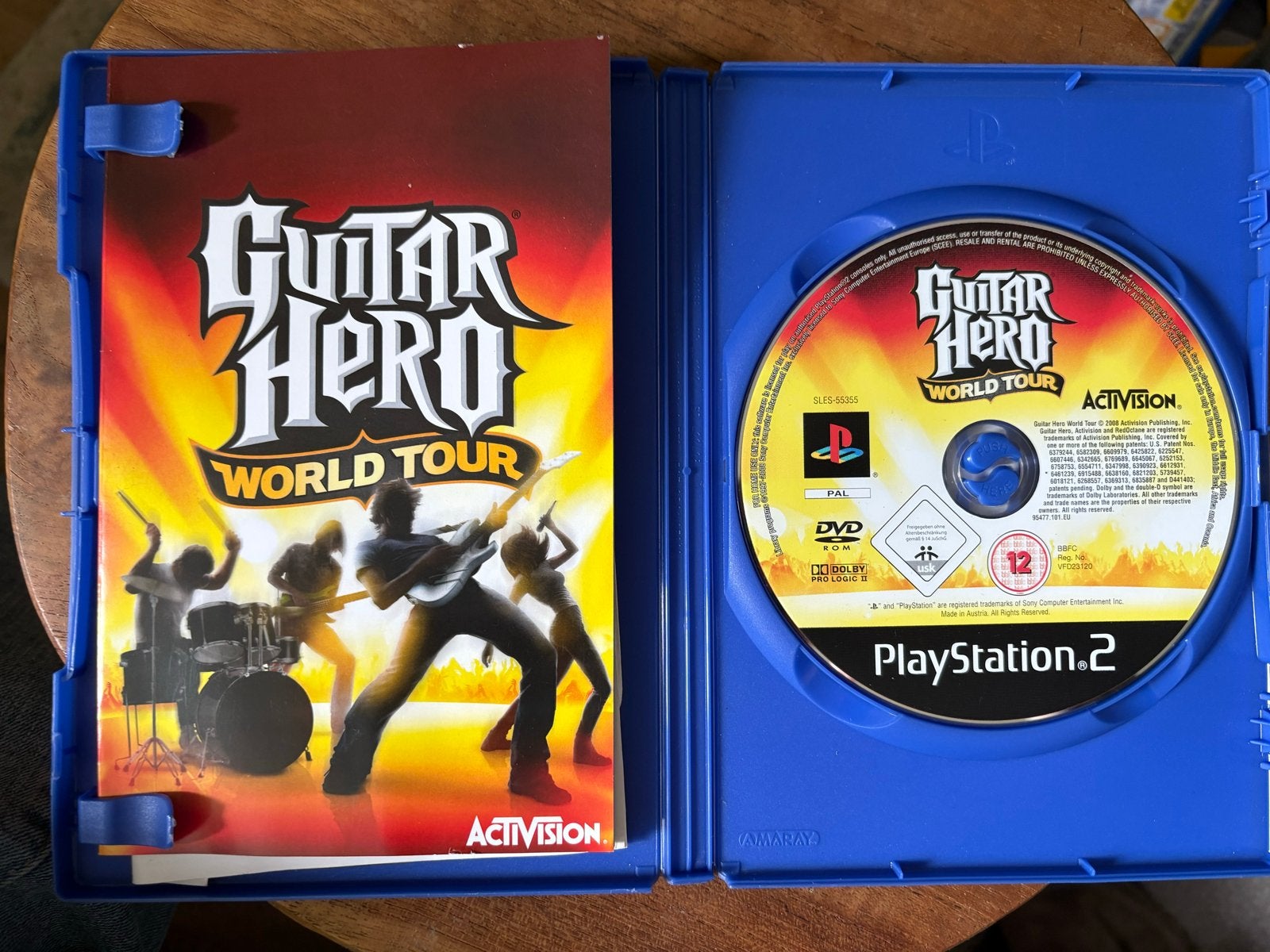 Guitar hero world tour ps2, Spelcomputers en Games, Games | Sony PlayStation 2, Ophalen of Verzenden