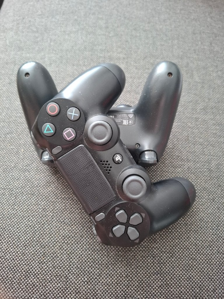 Ps4 consoles, Spelcomputers en Games, 500 GB, Verzenden, Met 2 controllers, Zo goed als nieuw