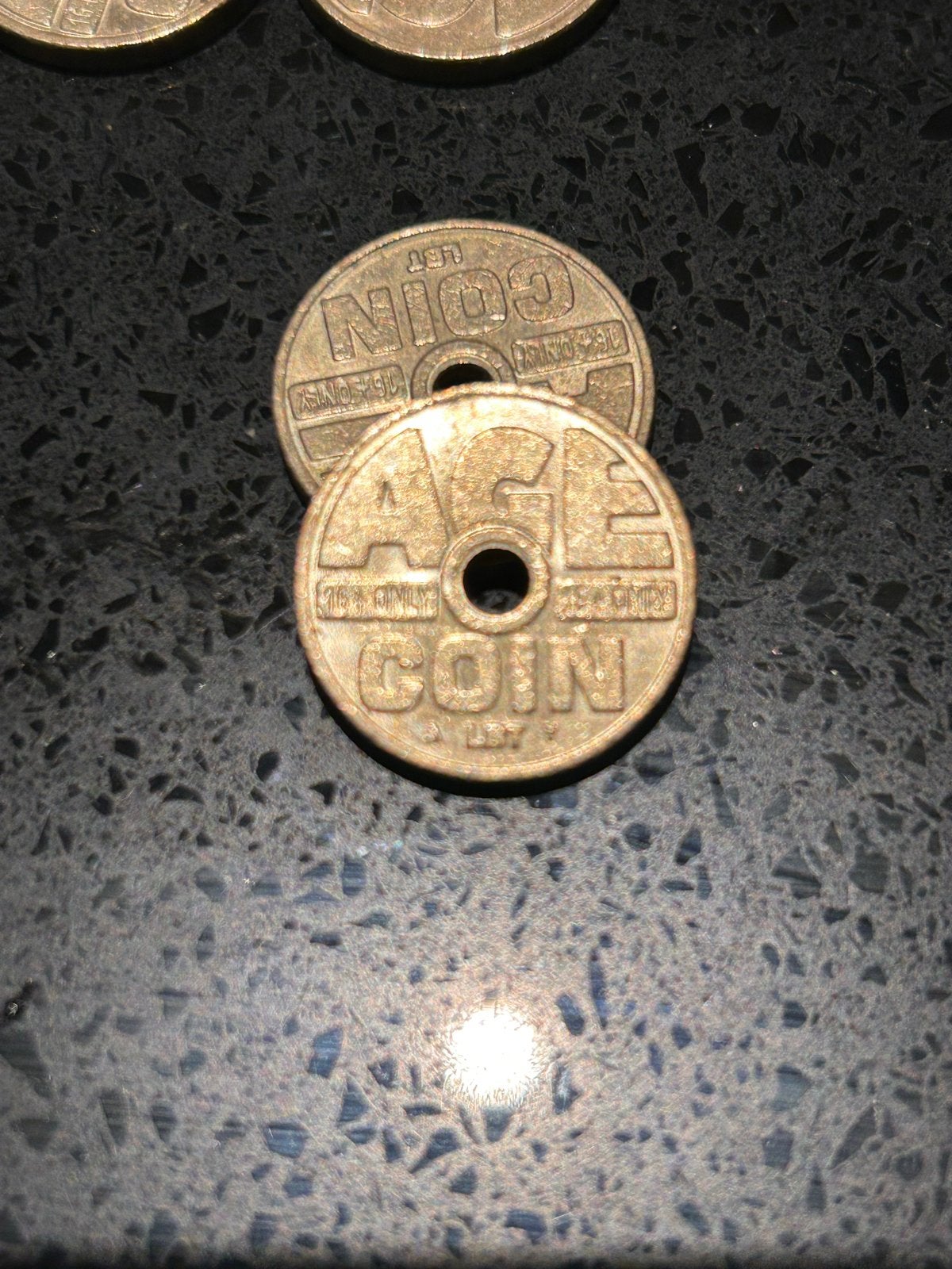 86 x Age Coin - Arcade Tokens, Postzegels en Munten, Verzenden, Overige typen