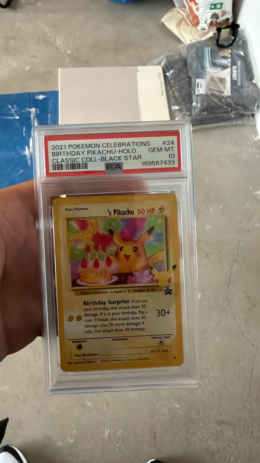 PSA 10 Gem Mint Birthday Pikachu Holo - 2021 Celebrations, Ophalen of Verzenden, Zo goed als nieuw, Losse kaart, Foil