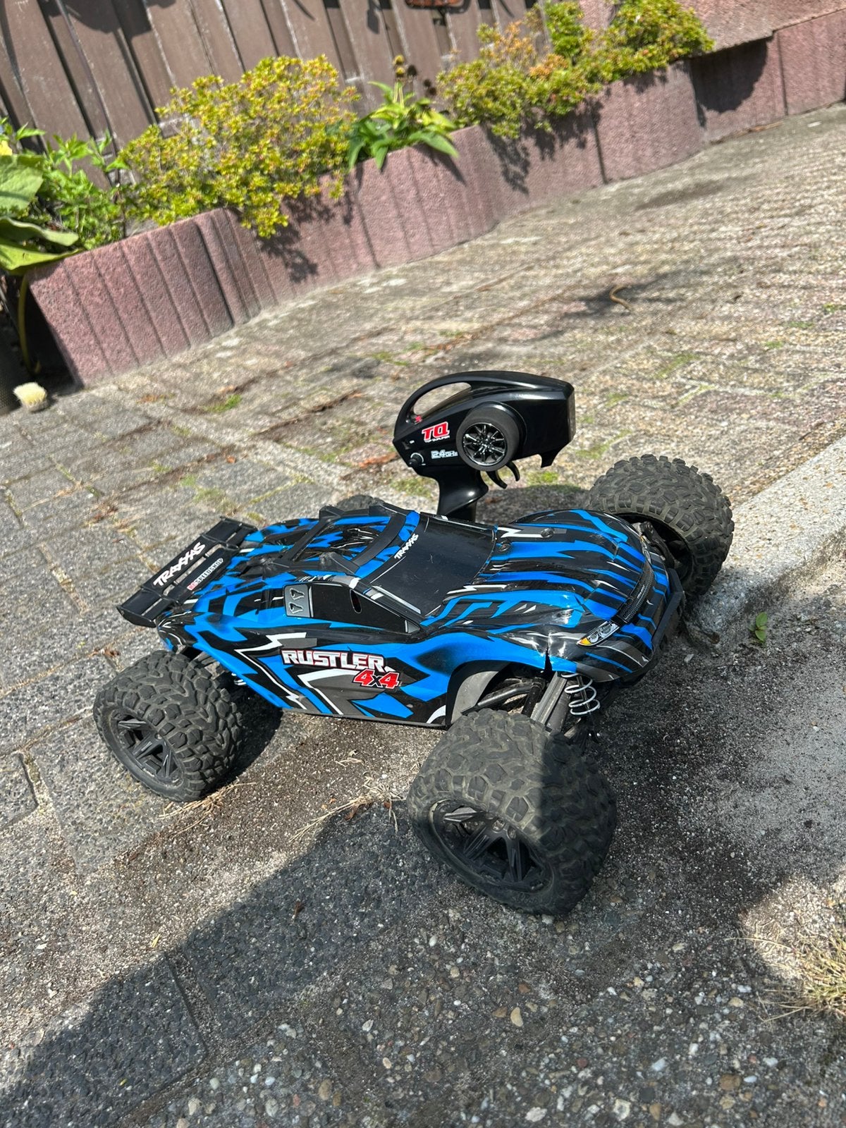 Traxxas rustler 4 keer 4, Ophalen, Zo goed als nieuw, Auto offroad