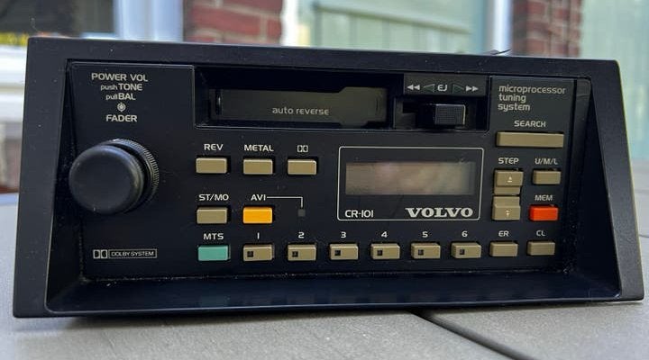 Volvo CR-101 Oldtimer Autoradio Cassettespeler., Auto diversen, Ophalen of Verzenden, Zo goed als nieuw