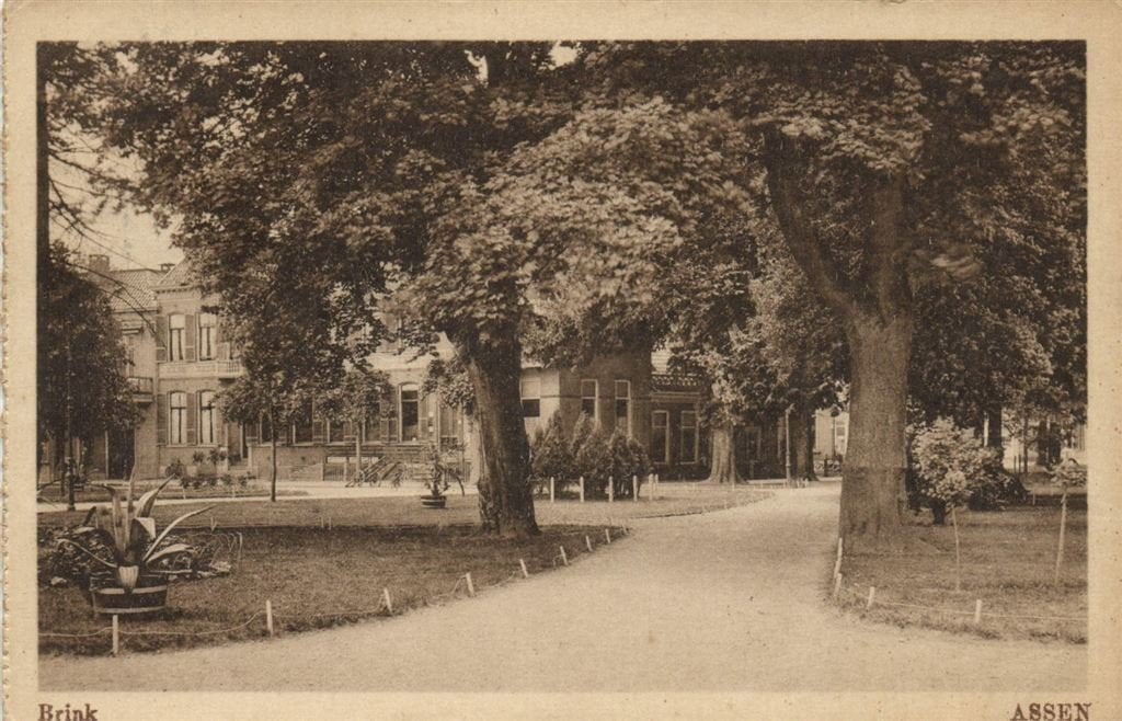 Brink - Assen - 1926 gelopen, Verzenden, 1920 tot 1940, Gelopen, Drenthe